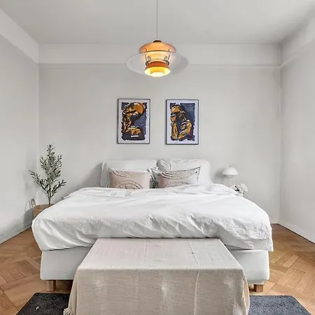 Апартаменты Expansive Charm: Cozy 150sqm Retreat In Берген