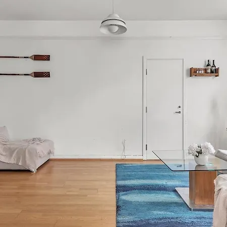 Expansive Charm: Cozy 150sqm Retreat In * Bergen
